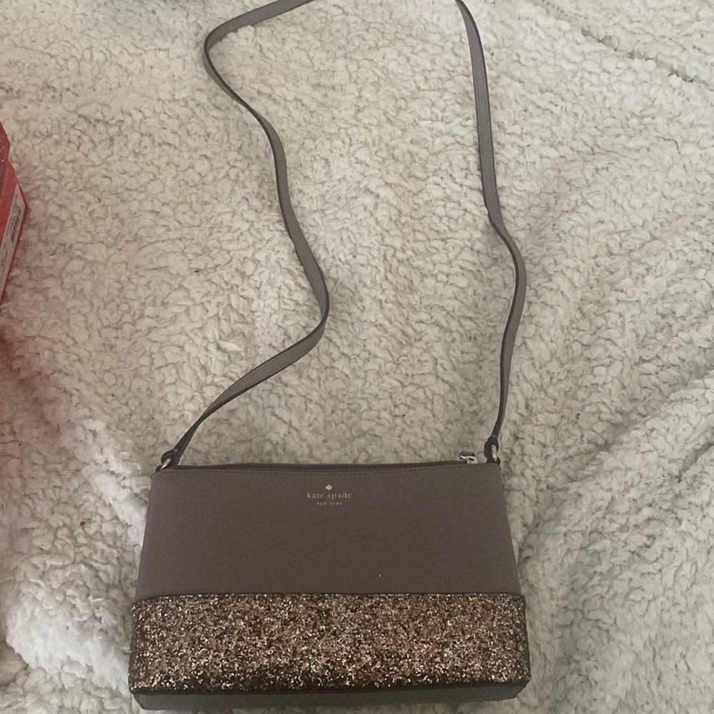 Authentic Kate spade ♠️ cross body